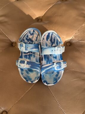CAT & JACK Kids Sandals Size 11